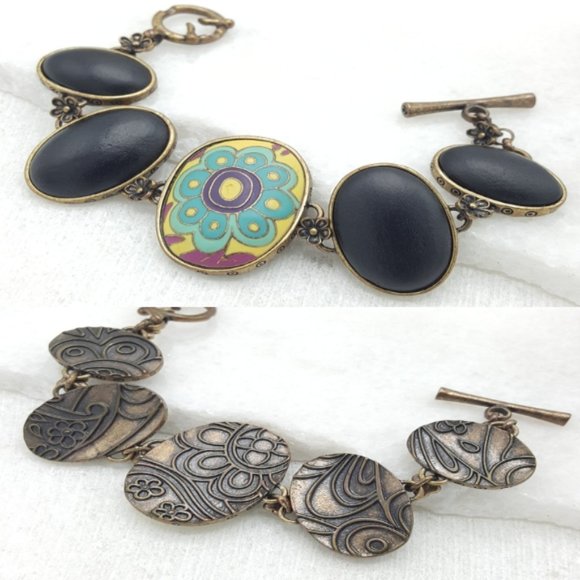 Lucky Brand Jewelry - Lucky Brand Double Sided Floral Toggle Bracelet
